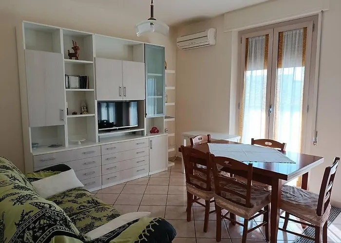 A Casa Di Silvia アパート オルトーナ